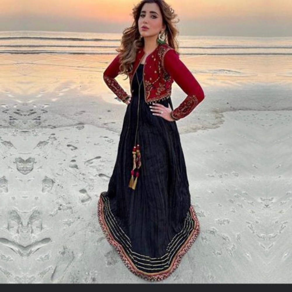 SOLD Asim Jofa original makhmal velvet collection , Maria b Sana safinaz